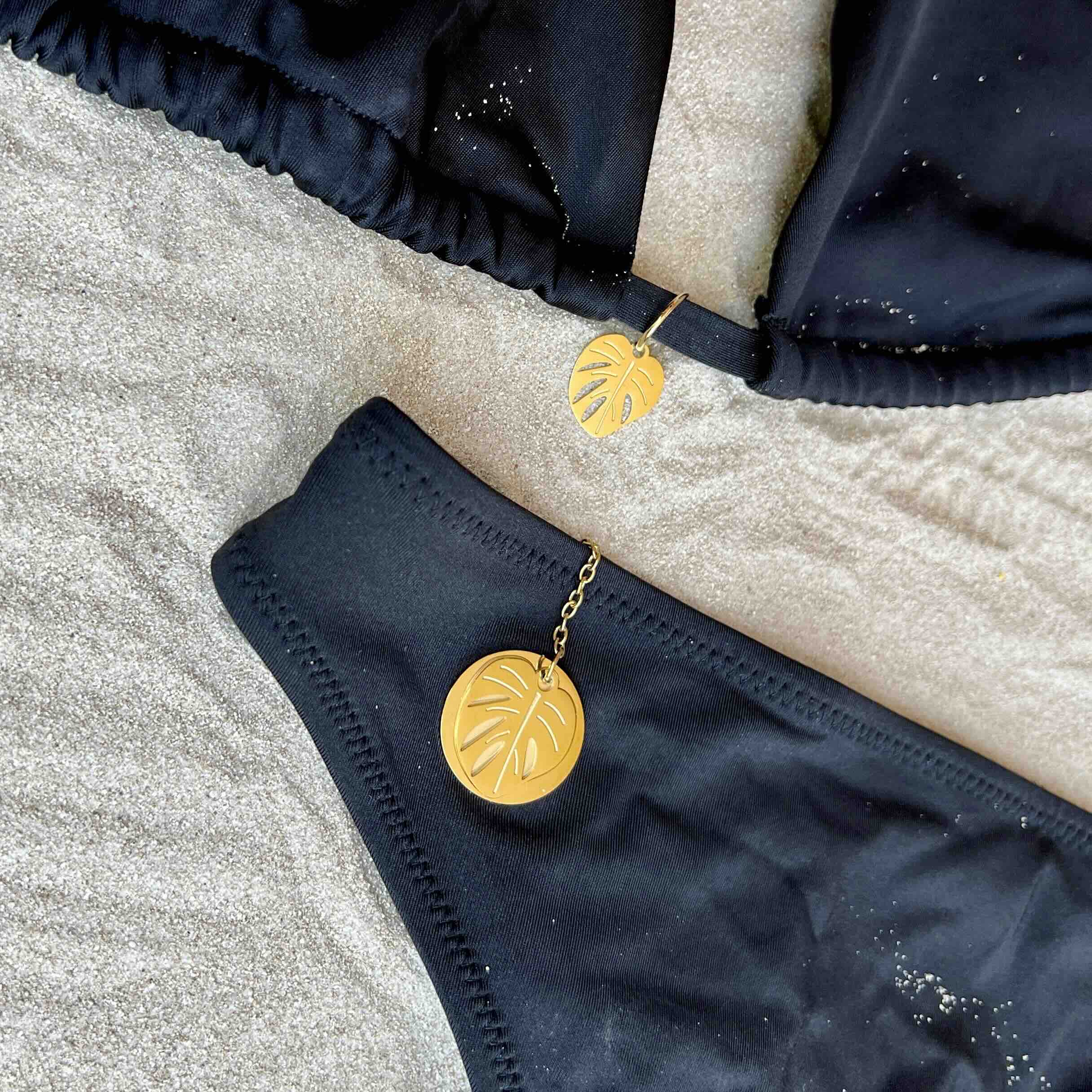 Bikini Button + Leaf Charm Set | Gold